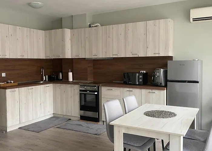 Siyana 2-free Parking Apartament *