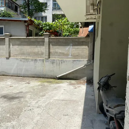 Siyana 2-free Parking